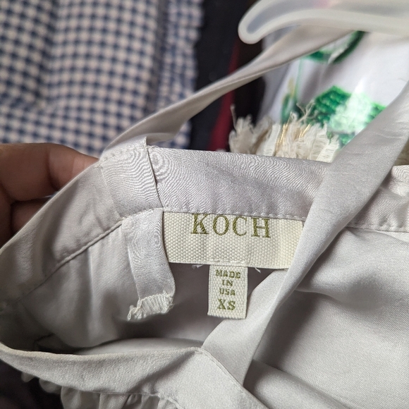 Elegant Cream Fringed Women's Top - Picture 6 of 6